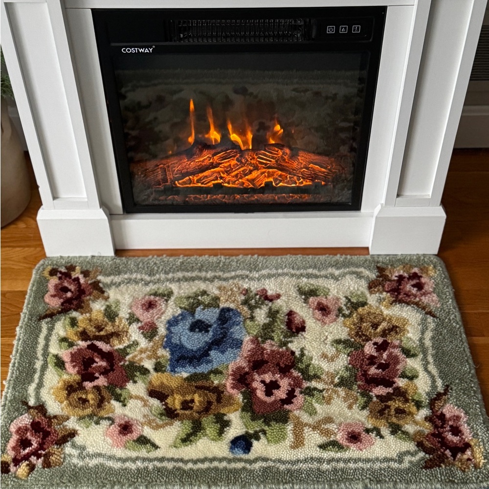 Tufted Floral Rug - Picture 5 of 11